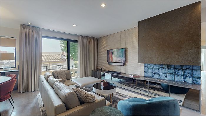 Elfyer - Los Angeles, CA House - For Sale
