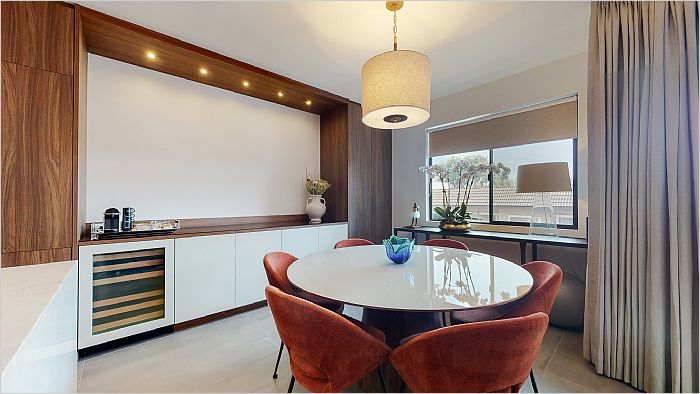 Elfyer - Los Angeles, CA House - For Sale