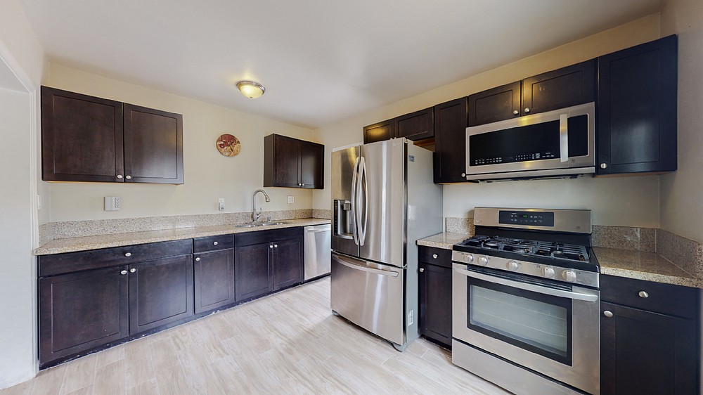 Elfyer - Los Angeles, CA House - For Sale