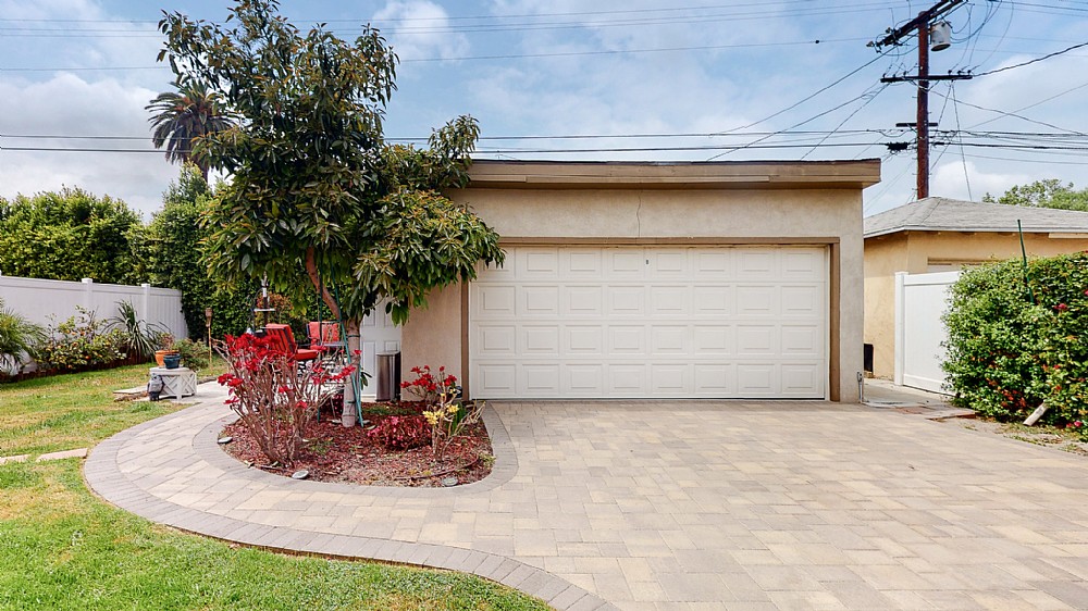 Elfyer - Los Angeles, CA House - For Sale