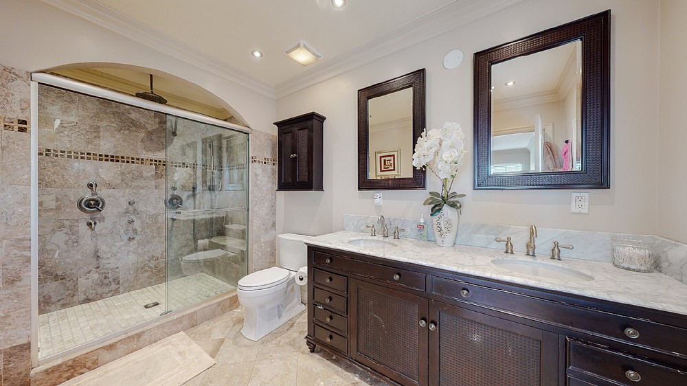 Elfyer - Los Angeles, CA House - For Sale