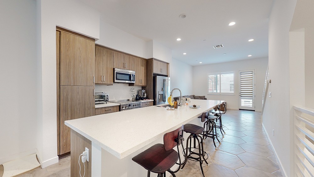 Elfyer - Long Beach,  House - For Sale