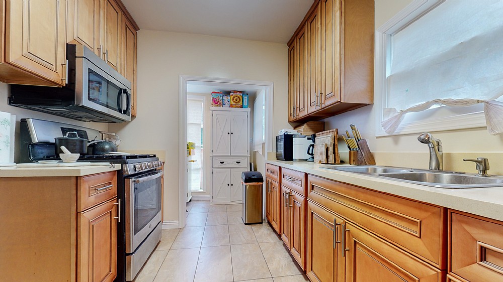 Elfyer - Los Angeles, CA House - For Sale