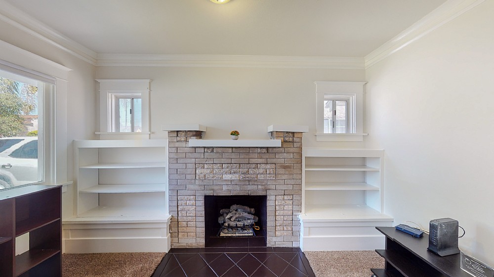 Elfyer - Los Angeles, CA House - For Sale