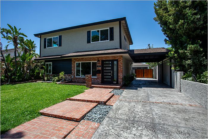 Elfyer - Burbank, CA House - For Sale