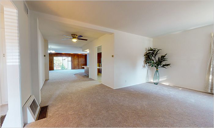 Elfyer - Burbank, CA House - For Sale