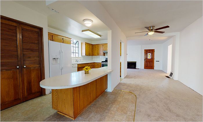 Elfyer - Burbank, CA House - For Sale