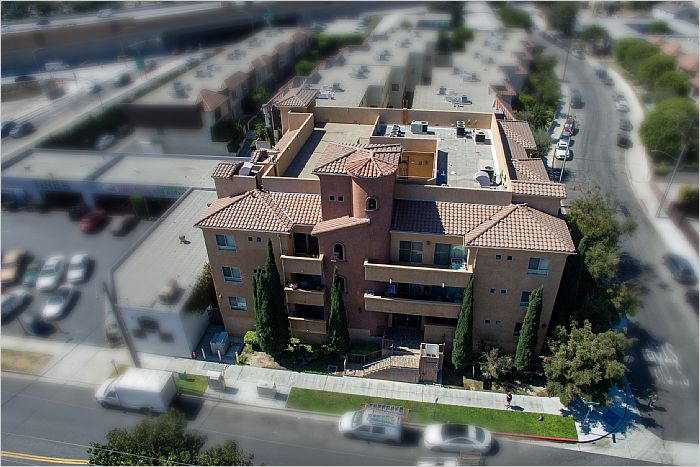 Elfyer - Burbank, CA House - For Sale