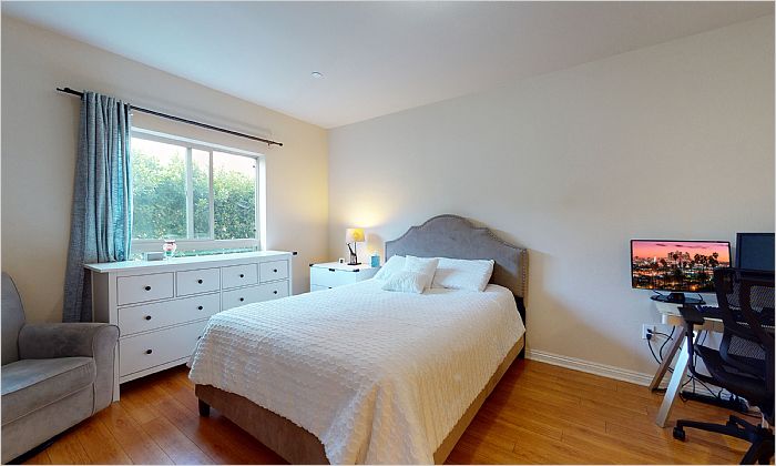 Elfyer - Burbank, CA House - For Sale