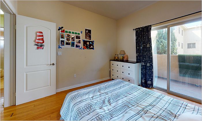 Elfyer - Burbank, CA House - For Sale