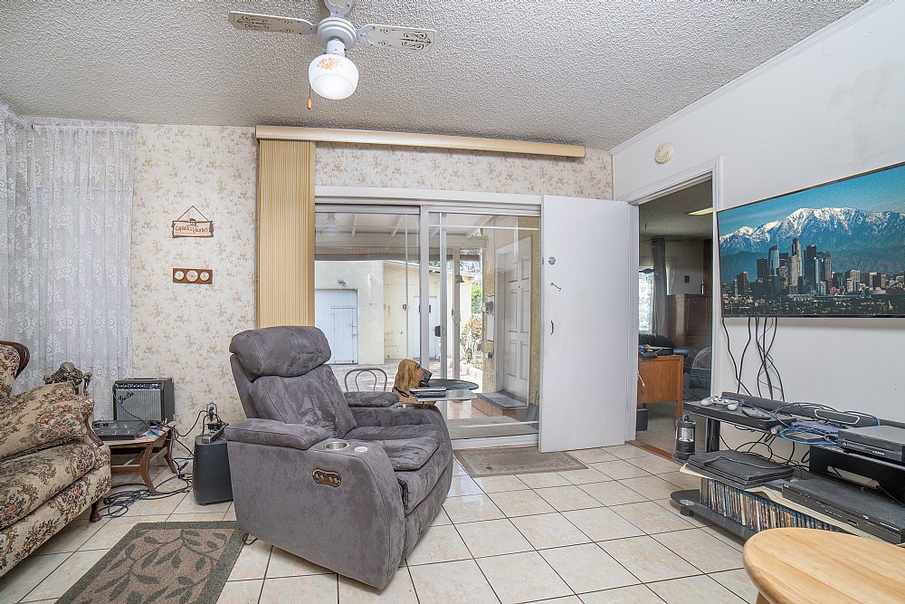 Elfyer - Burbank, CA House - For Sale