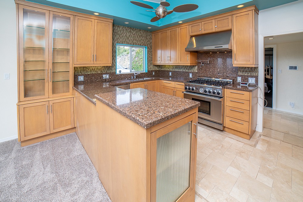 Elfyer - Burbank, CA House - For Sale