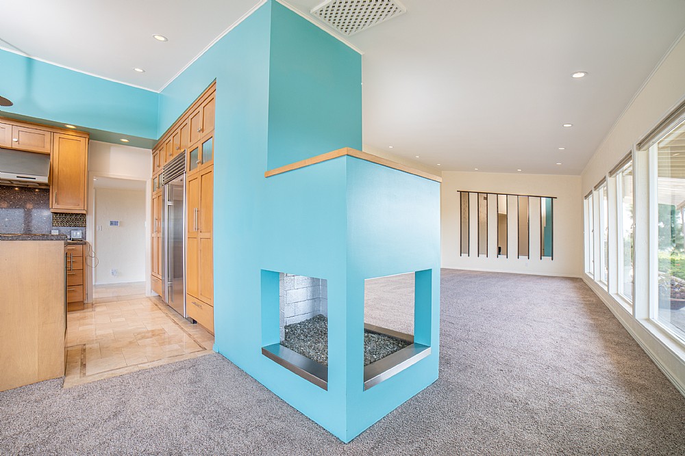 Elfyer - Burbank, CA House - For Sale