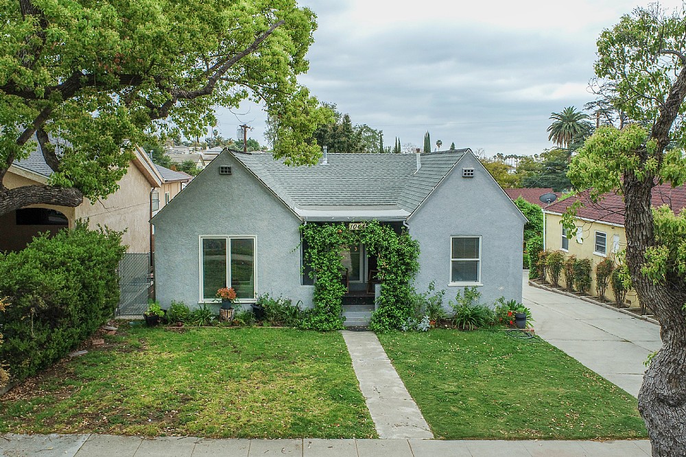 Elfyer - Burbank, CA House - For Sale