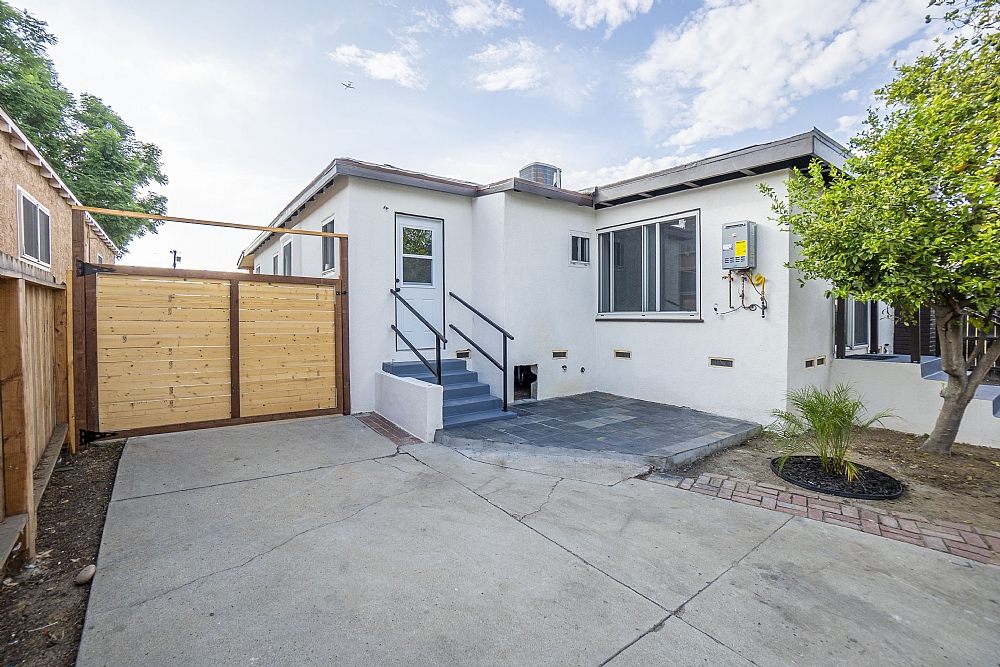 Elfyer - LOS ANGELES, CA House - For Sale