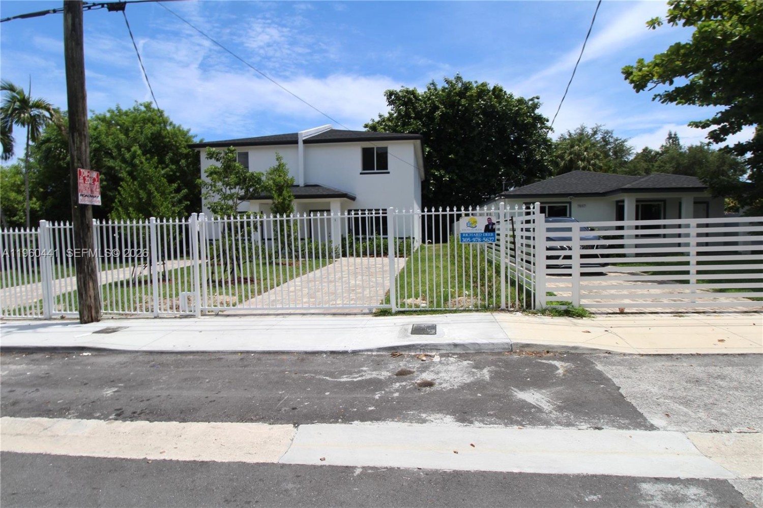 Elfyer - Miami, FL House - For Sale