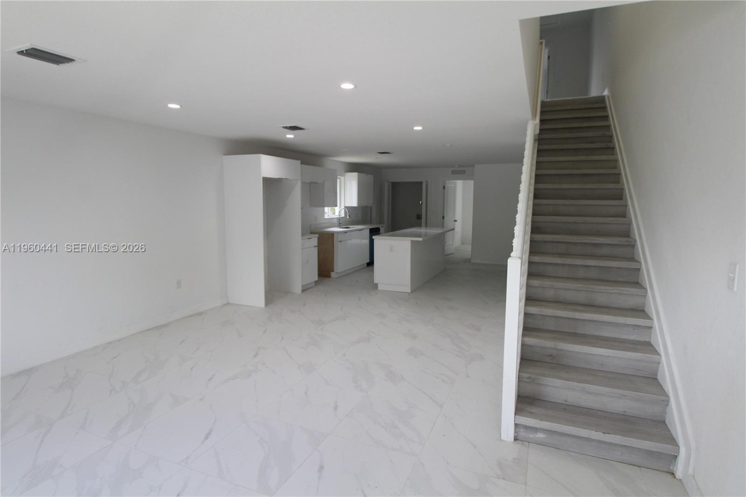 Elfyer - Miami, FL House - For Sale