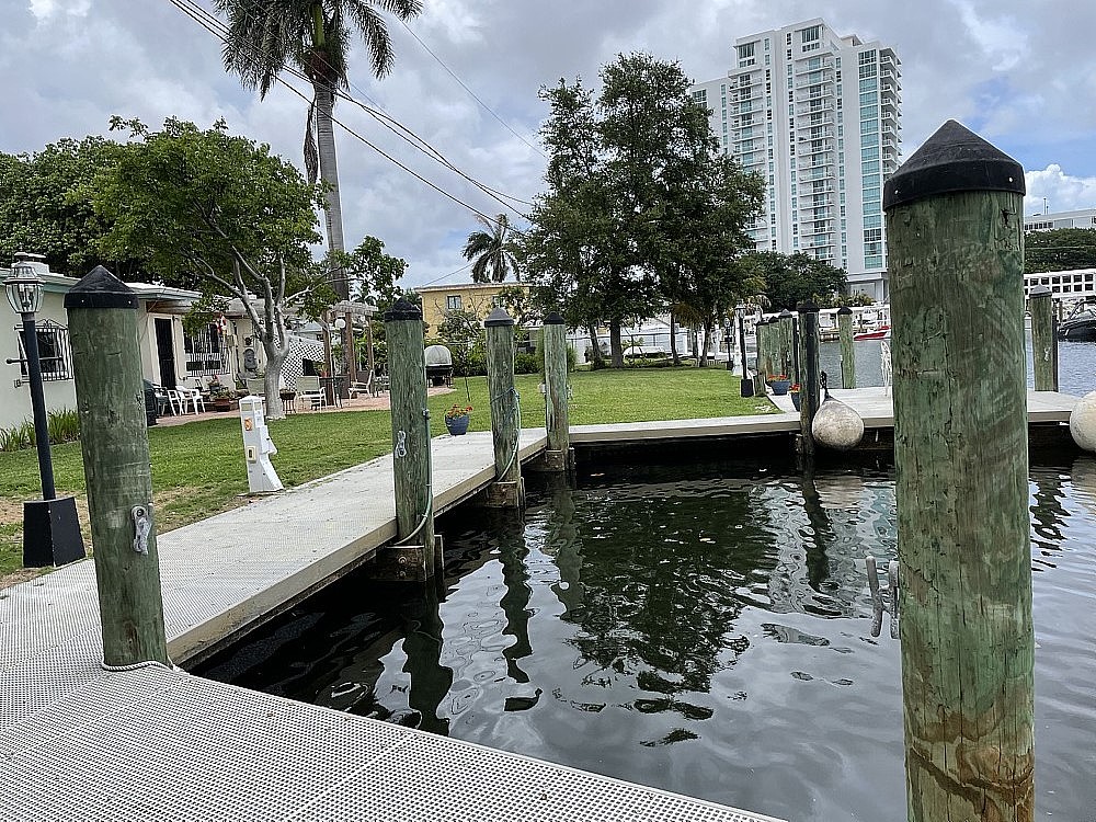 Elfyer - Miami, FL House - For Sale