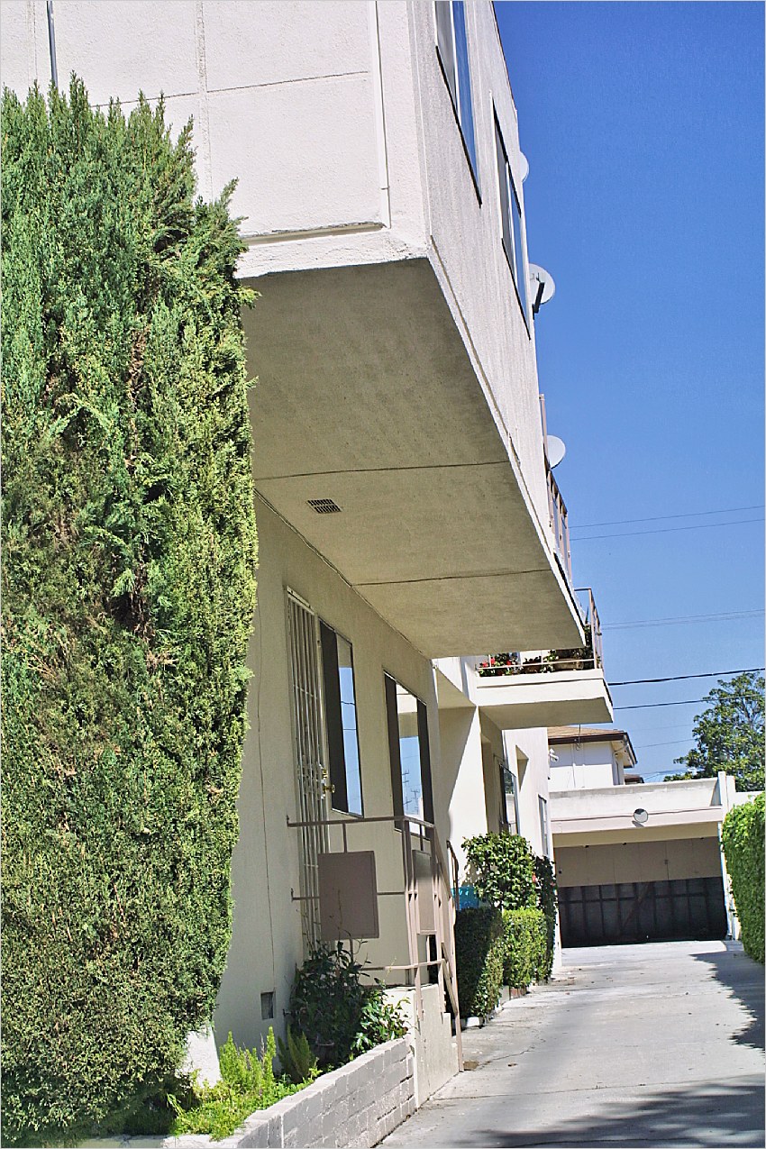 Elfyer - Inglewood, CA House - For Sale