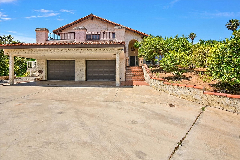 Elfyer - Fallbrook, CA House - For Sale