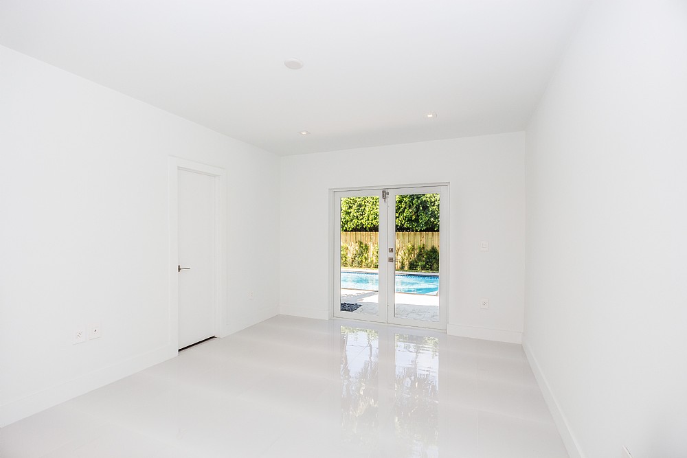 Elfyer - Miami Beach, FL House - For Sale