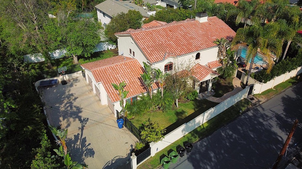 Elfyer - Tarzana, CA House - For Sale