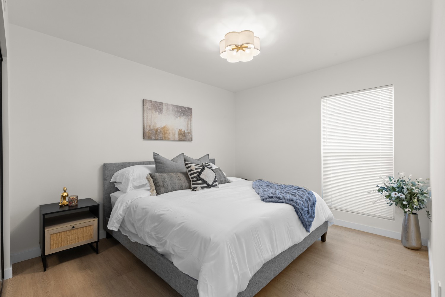 Elfyer - NORTHRIDGE, CA House - For Sale