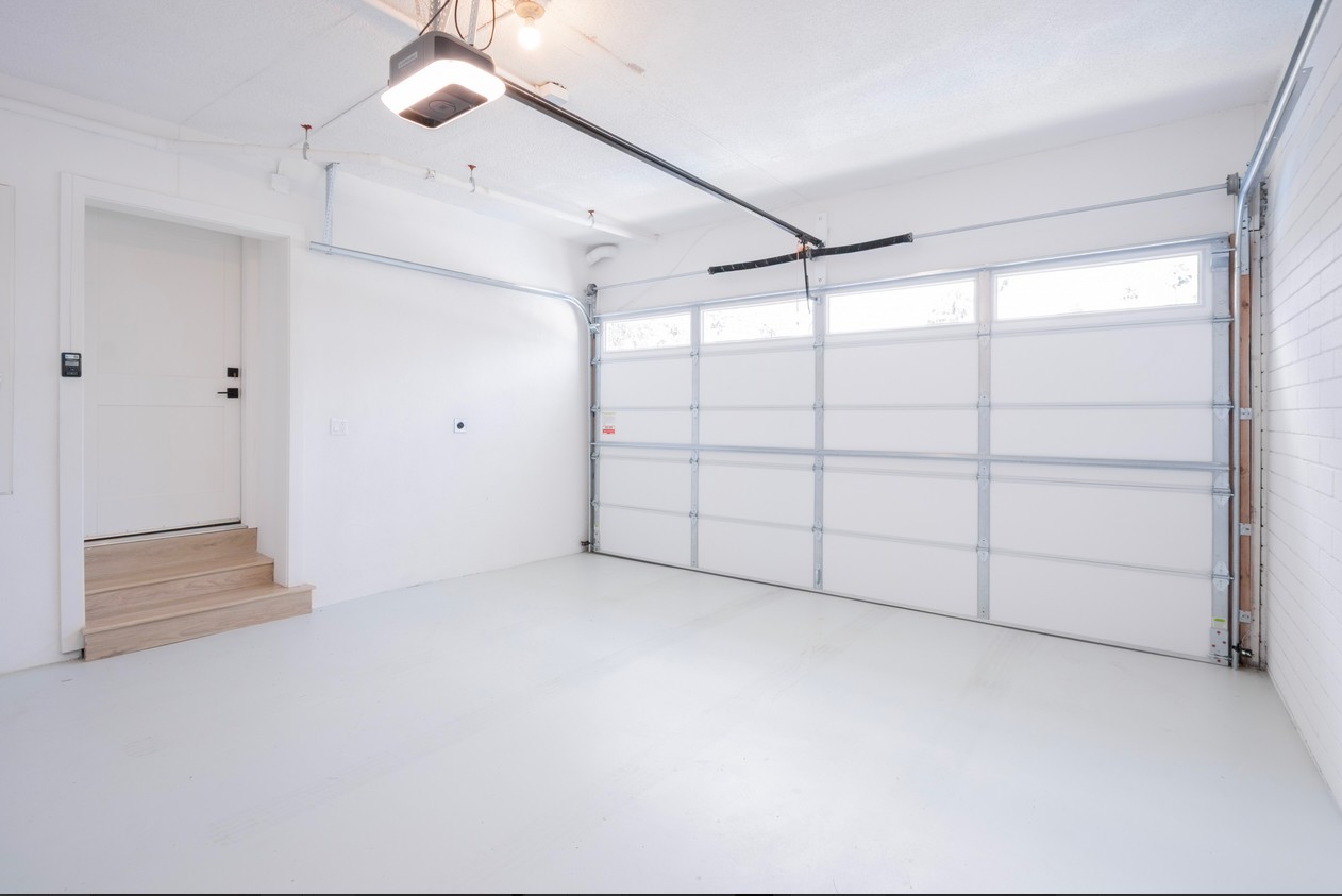 Elfyer - Los Angeles, CA House - For Sale