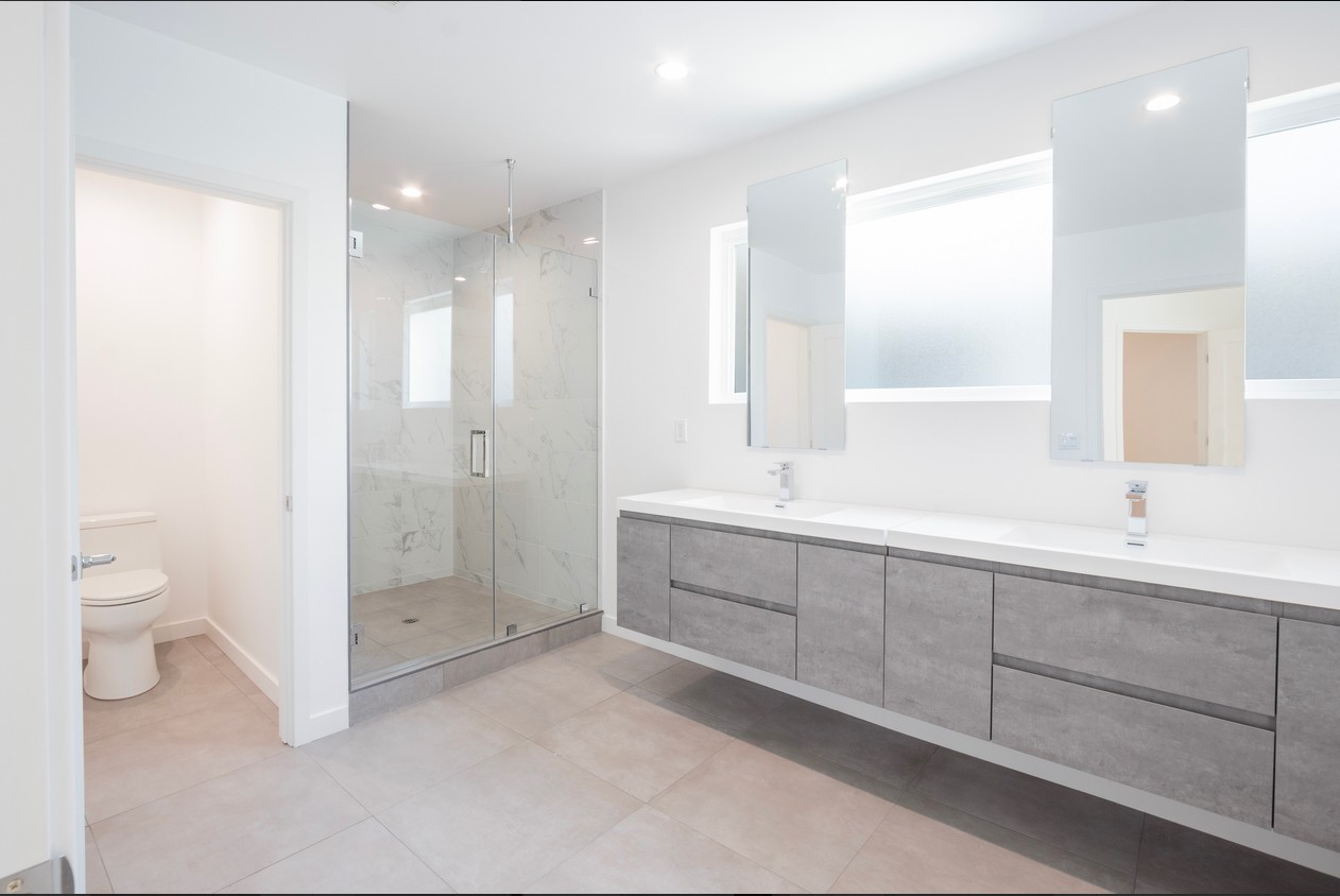 Elfyer - Los Angeles, CA House - For Sale