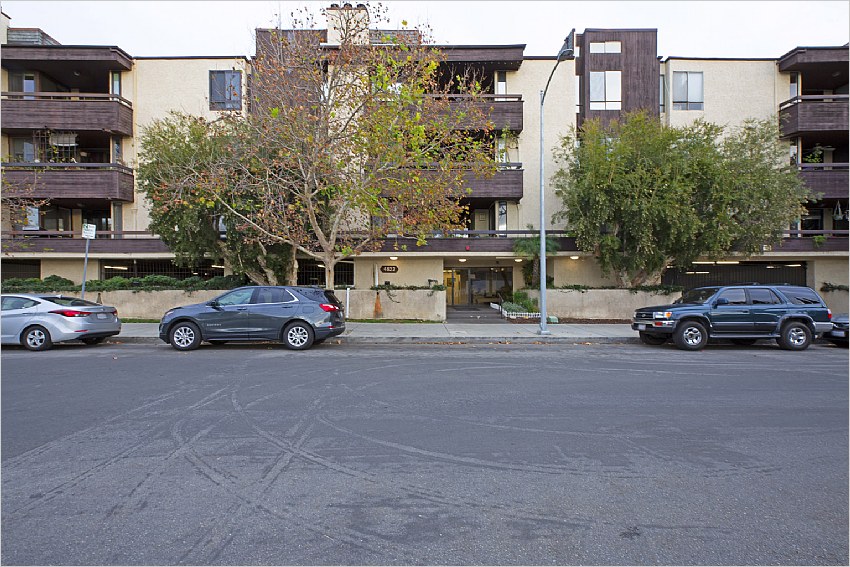 Elfyer - Sherman Oaks, CA House - For Sale