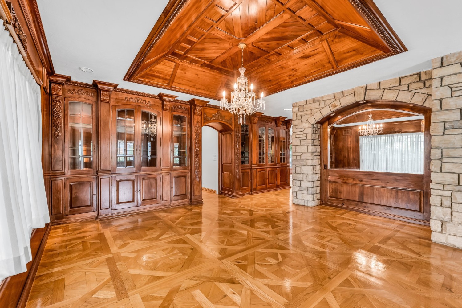 Elfyer - Los Angeles, CA House - For Sale