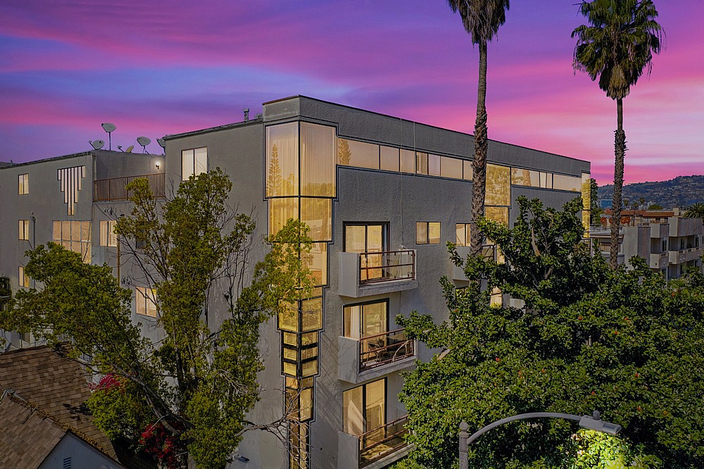 Elfyer - Los Angeles, CA House - For Sale