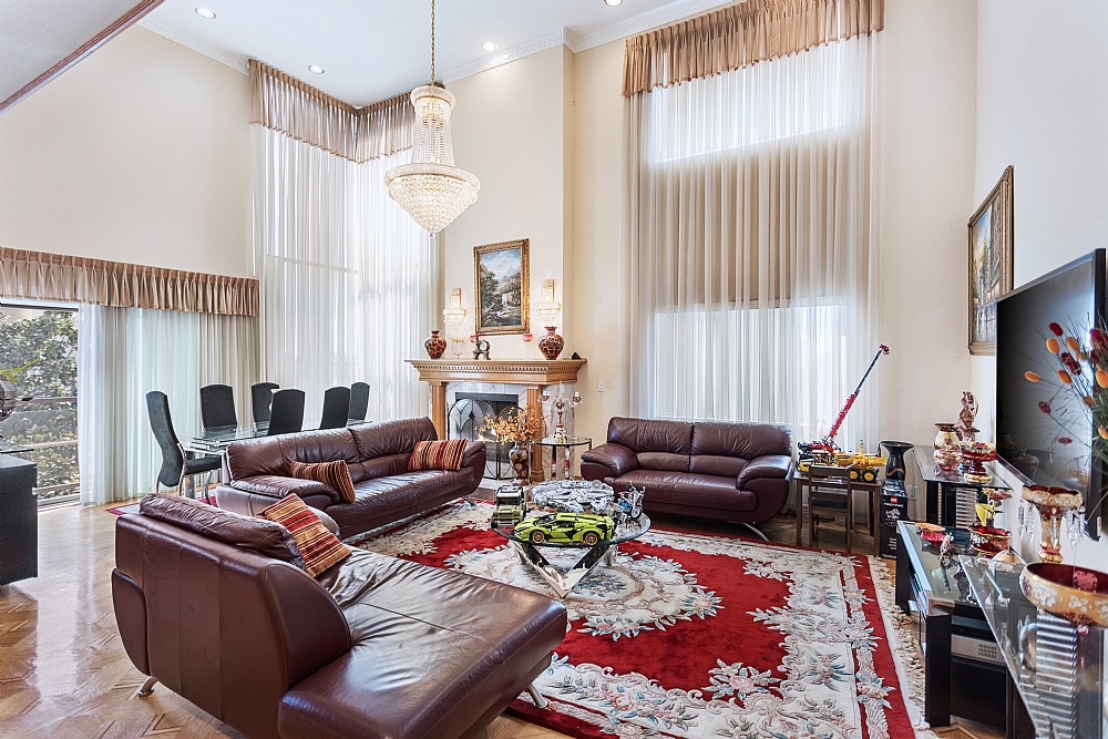 Elfyer - Los Angeles, CA House - For Sale