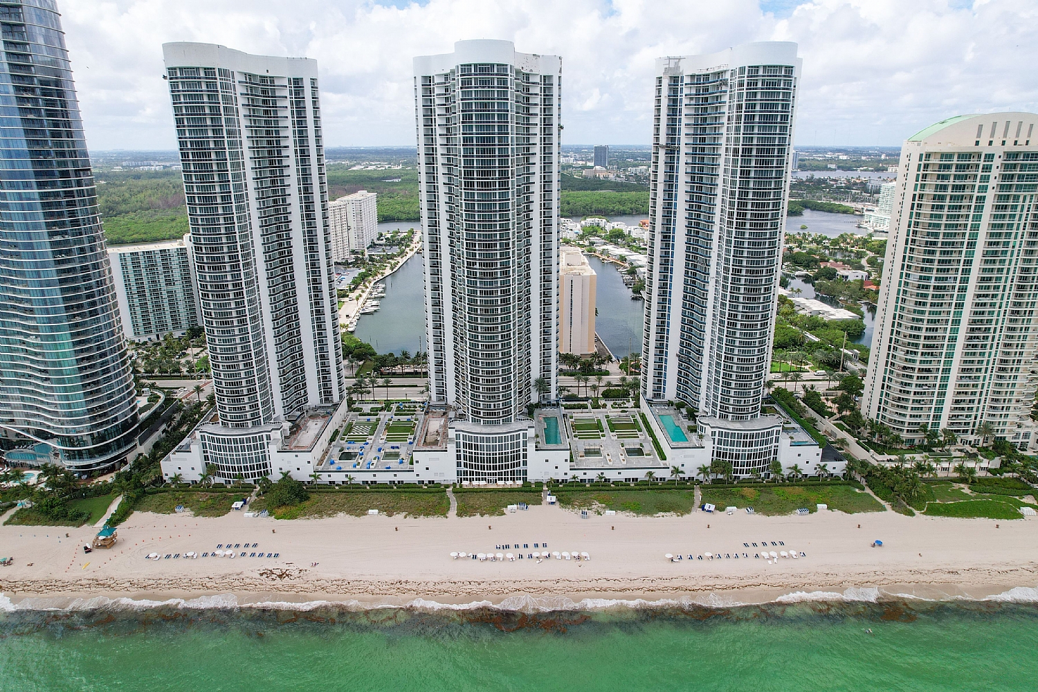 Elfyer - Sunny Isles Beach, FL House - For Sale