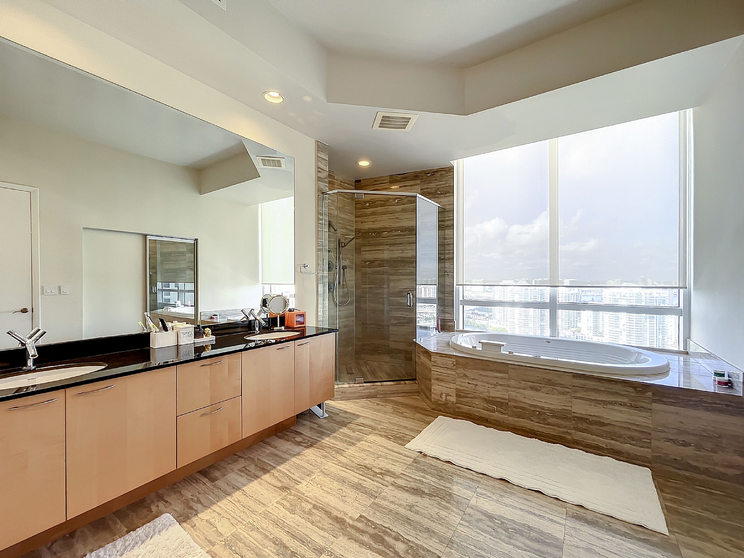 Elfyer - Sunny Isles Beach, FL House - For Sale