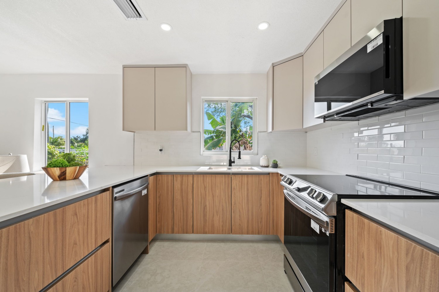 Elfyer - Miami, FL House - For Sale