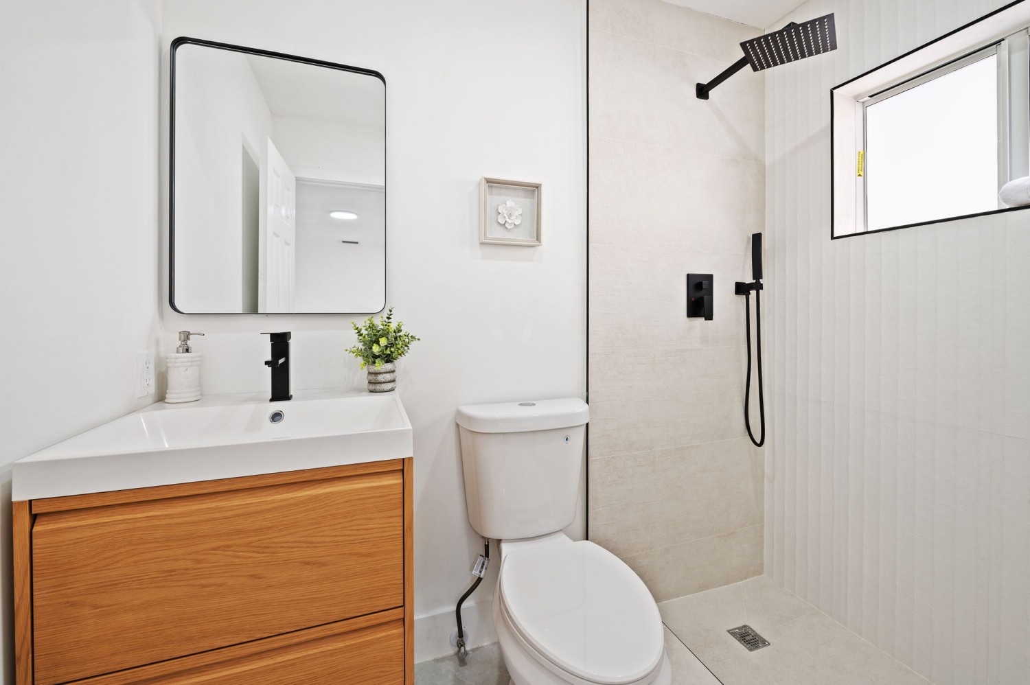 Elfyer - Miami, FL House - For Sale