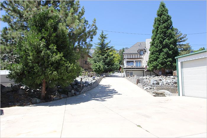Elfyer - Wrightwood, CA House - For Sale