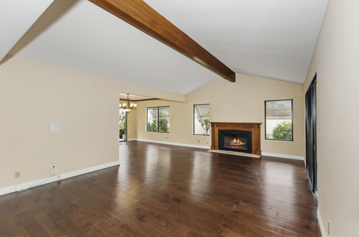 Elfyer - Upland, CA House - For Sale