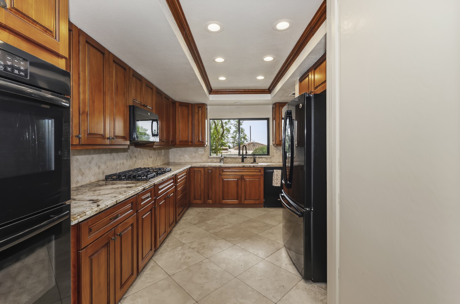 Elfyer - Upland, CA House - For Sale