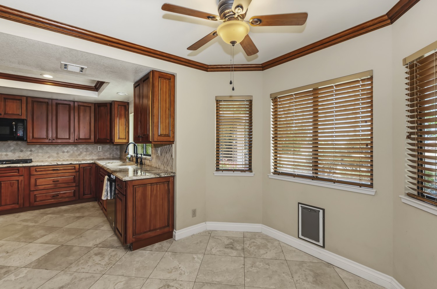 Elfyer - Upland, CA House - For Sale