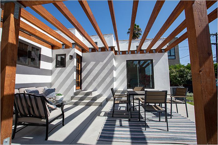 Elfyer - Los Angeles, CA House - For Sale