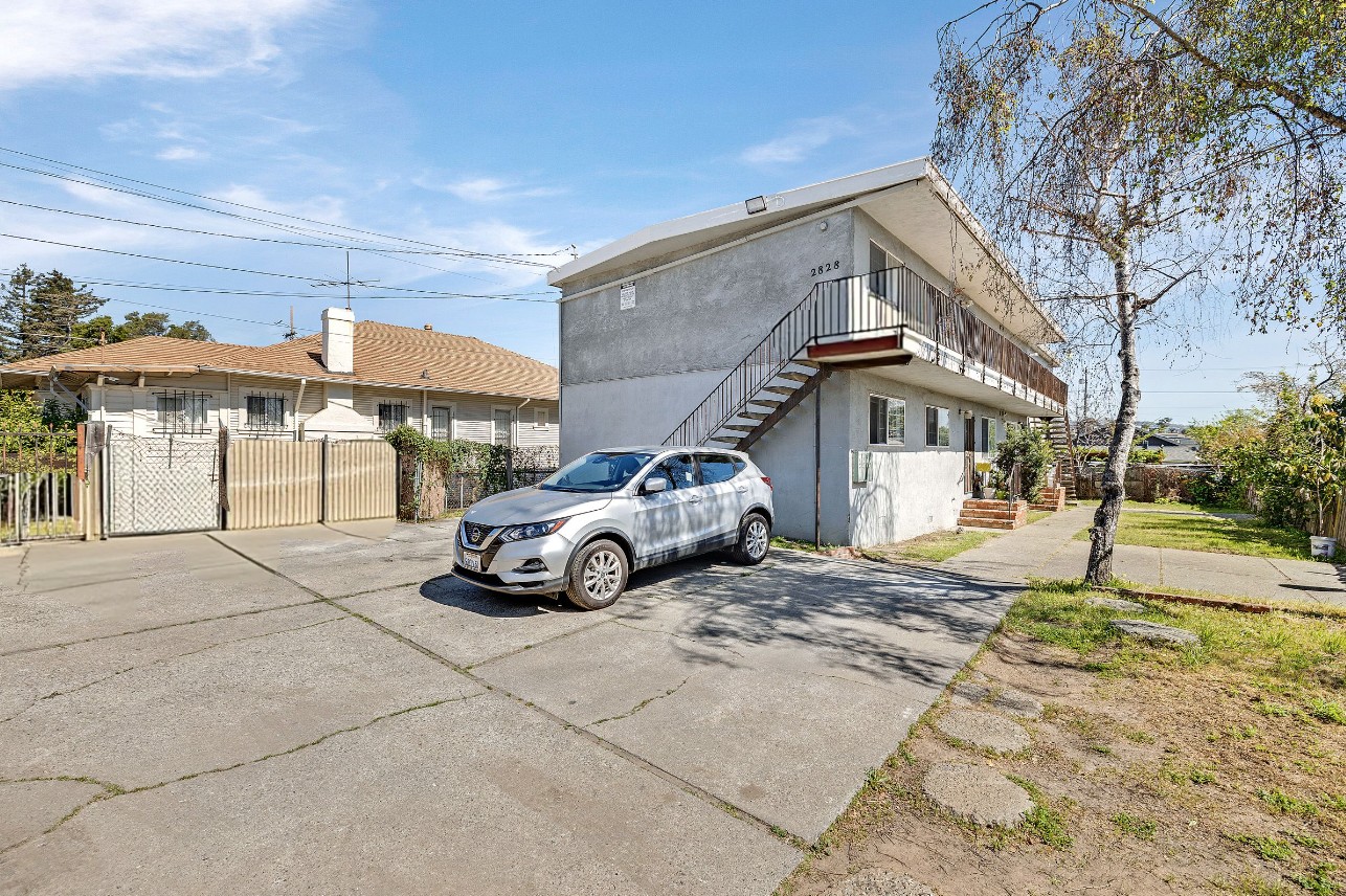Elfyer - Oakland, CA House - For Sale
