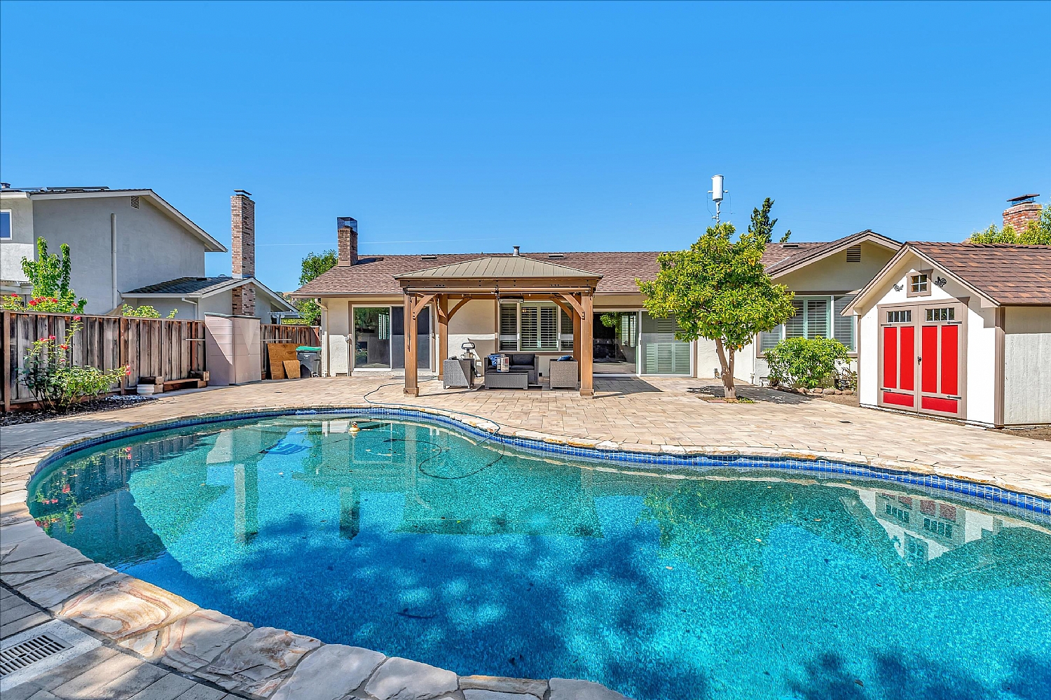 Elfyer - Pleasanton, CA House - For Sale