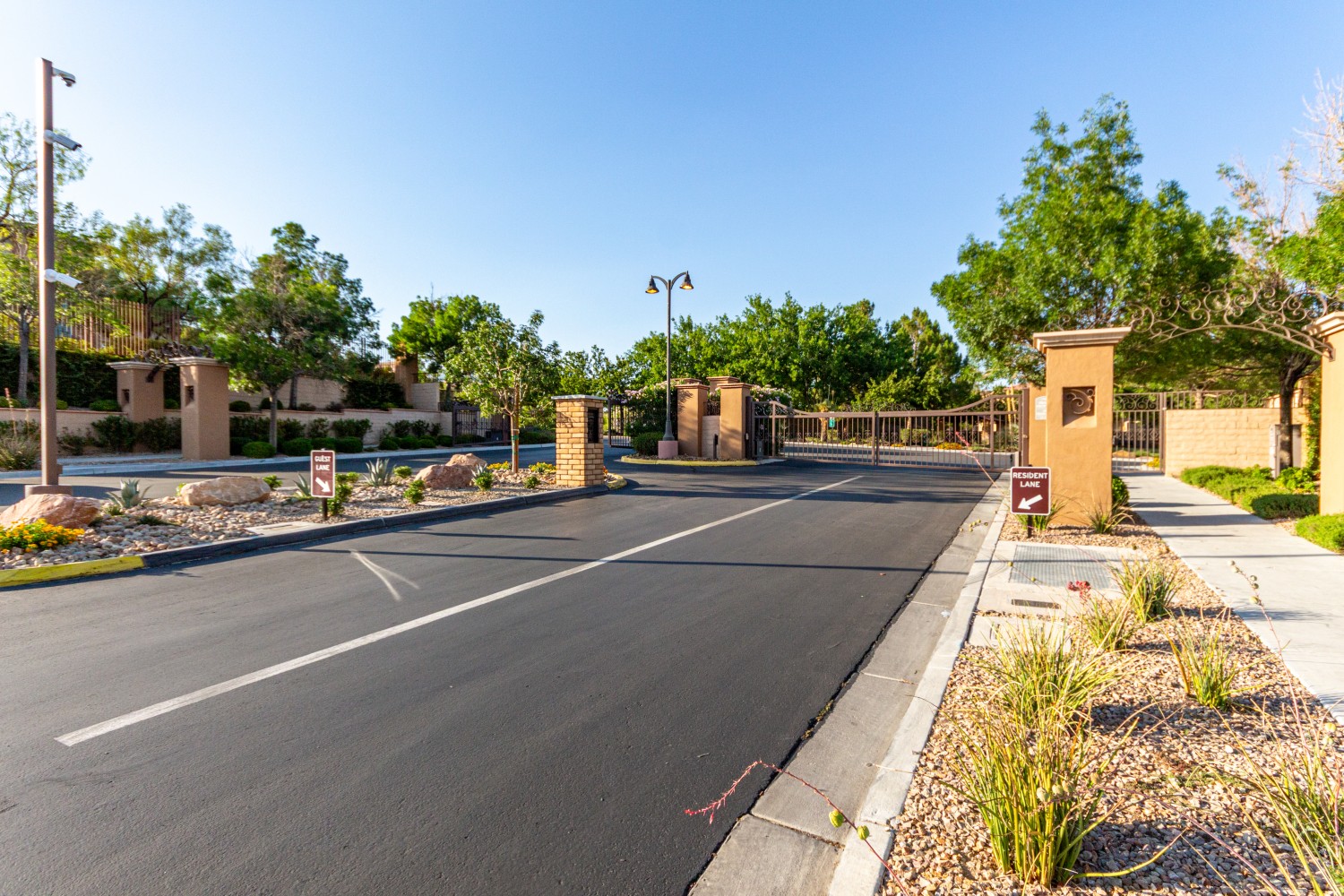 Elfyer - Las Vegas, NV House - For Sale