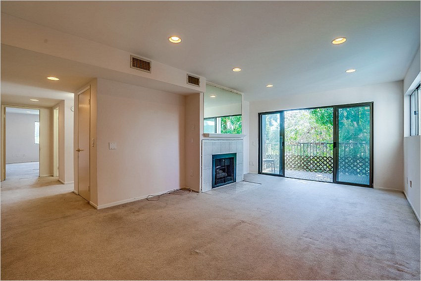 Elfyer - Sherman Oaks, CA House - For Sale