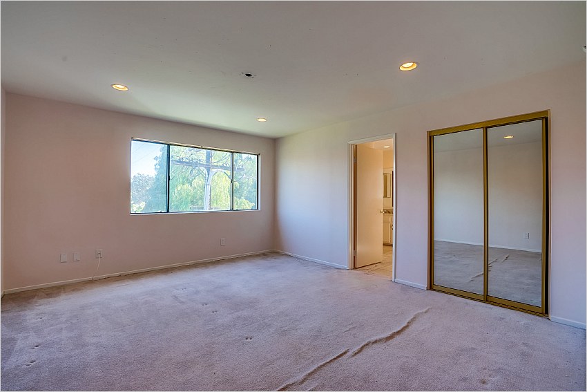 Elfyer - Sherman Oaks, CA House - For Sale