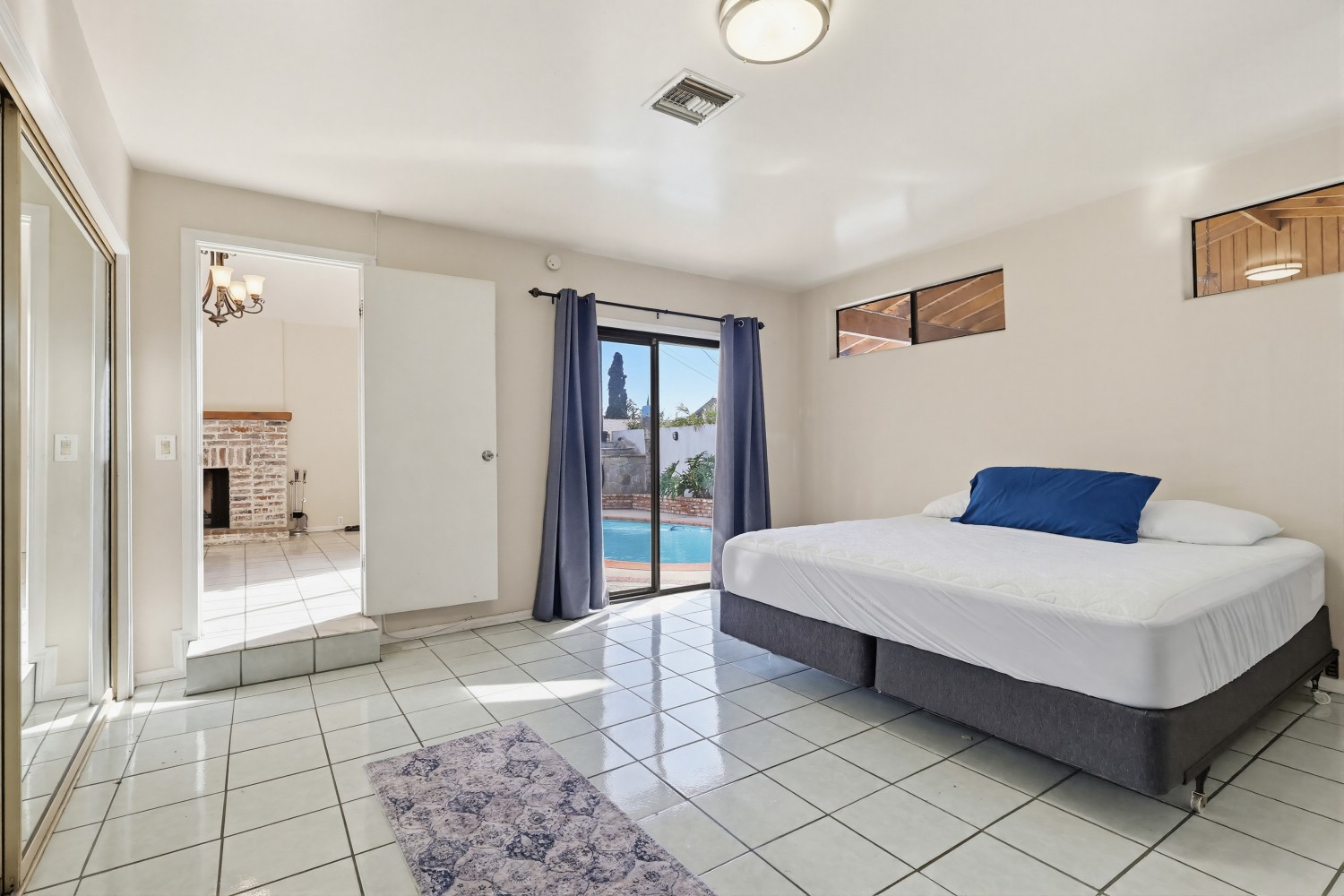 Elfyer - Arleta, CA House - For Sale