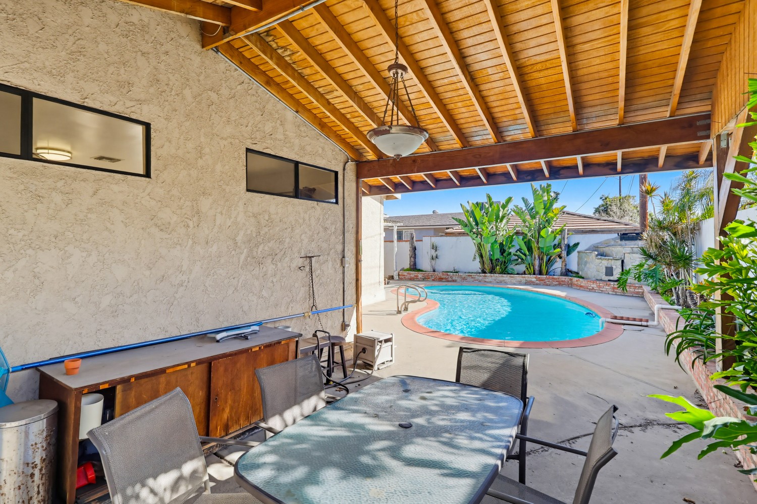 Elfyer - Arleta, CA House - For Sale