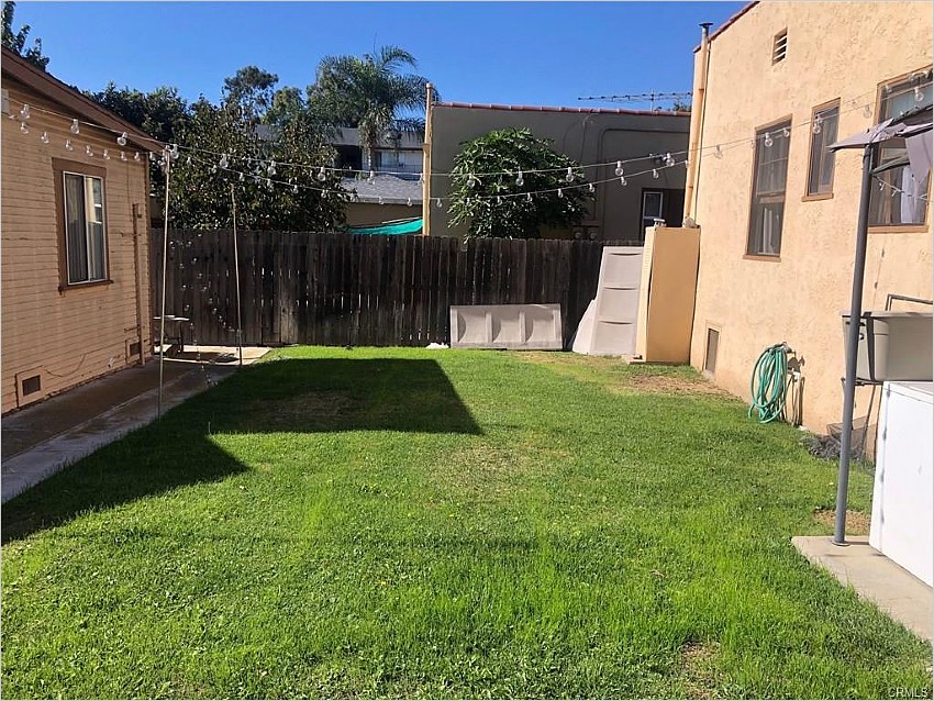 Elfyer - Long Beach, CA House - For Sale